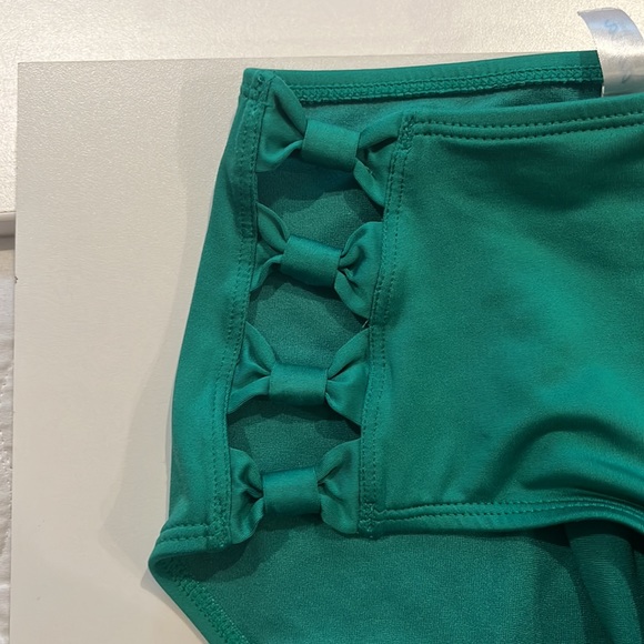 Two La Vie En Rose bikinis - Picture 3 of 5